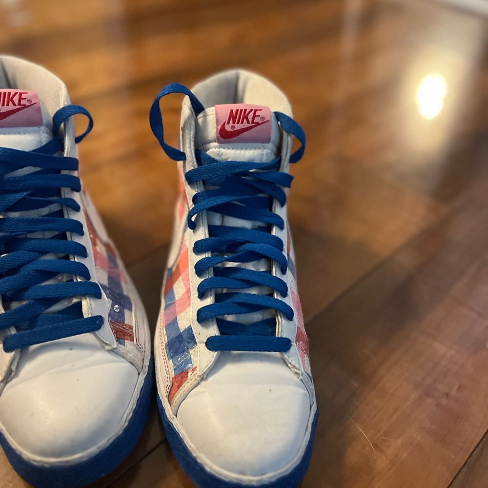 Nike Women's High-Top Sneakers in Blue, Pink, Red, White Plaid - Picture 16 of 16